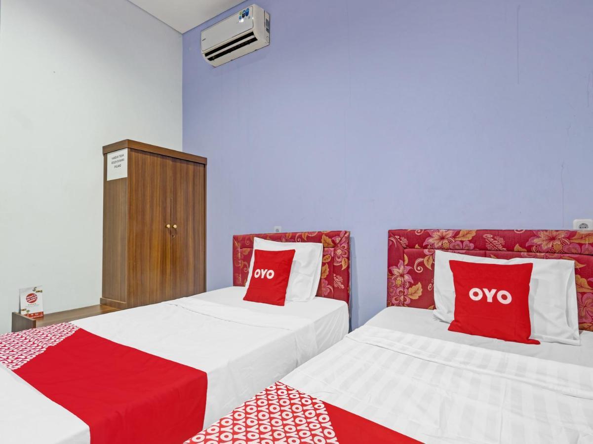 Oyo 90553 Arteri Guest House 三宝垄 外观 照片