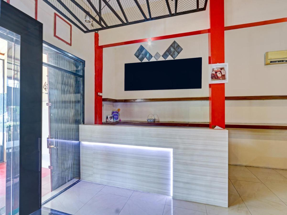Oyo 90553 Arteri Guest House 三宝垄 外观 照片
