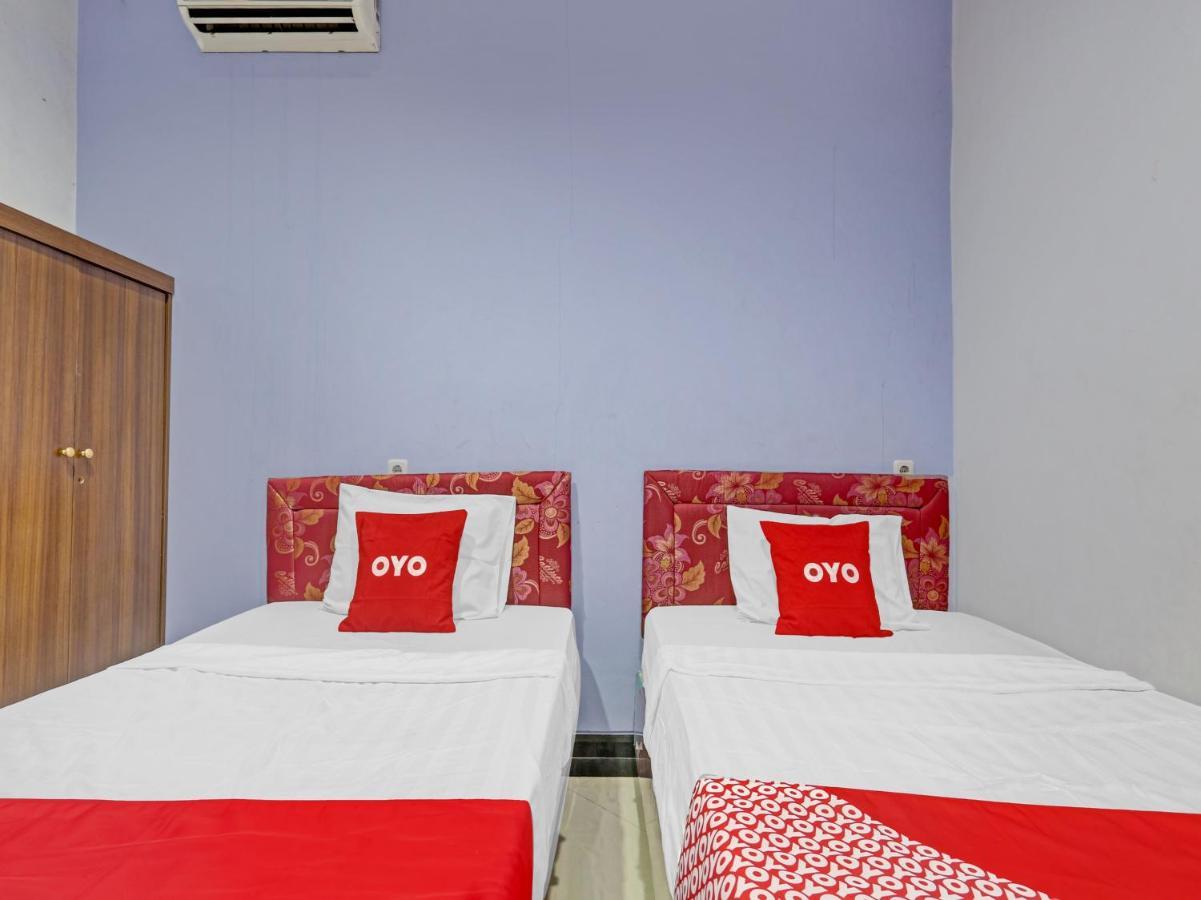 Oyo 90553 Arteri Guest House 三宝垄 外观 照片